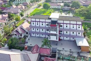 RedDoorz Syariah at Humaira Stay Tabalong - Tanjung - 4