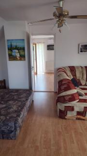 Norbi Vendégház - Balatonszárszó - 4