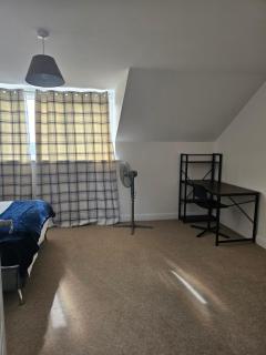 Stay in Doubleroom with professionals, Neat, Cosy - Dartford Central - Dartford - 9