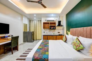 Mehu Residency Sector 52 Near Artemis Hospital - 3