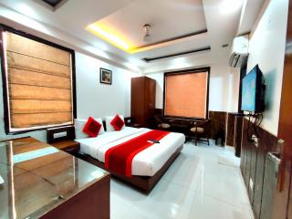 Daanish Residency in Karol Bagh Delhi Near Ganga Ram Hospital - New Delhi - 1