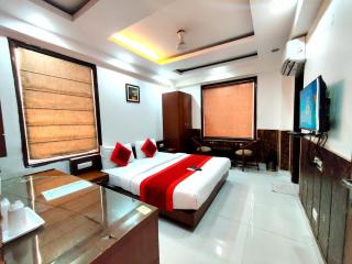 Daanish Residency in Karol Bagh Delhi Near Ganga Ram Hospital - New Delhi - 5