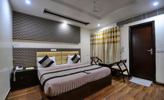 Daanish Residency in Karol Bagh Delhi Near Ganga Ram Hospital - New Delhi - 2