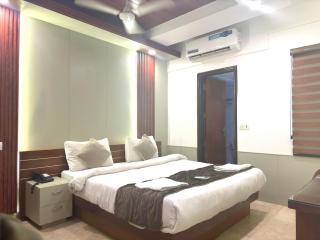 Daanish Residency in Karol Bagh Delhi Near Ganga Ram Hospital - New Delhi - 7