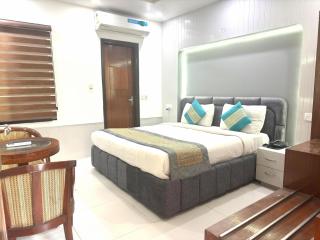 Daanish Residency in Karol Bagh Delhi Near Ganga Ram Hospital - New Delhi - 0