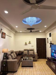 Urban Oasis - Stay Near Expo - Greater Noida - 0