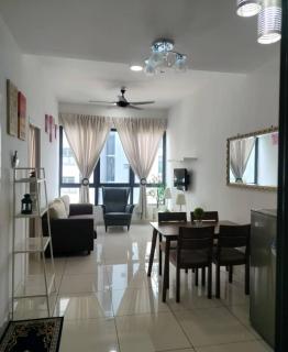 Kuzairy homestay - Semenyih - 2