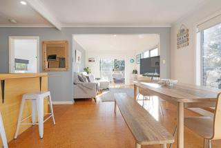 Seascape Cottage - Headland Stay near Whale Watching - 1