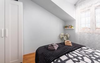 Apartment Tajana with Balcony - Funtana - 2