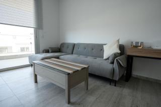 Modern Apartment, Walking Distance to Beach, Hot Tub, BBQ, Fast WiFi - 5