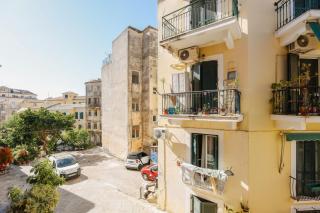 Kleio Old Town Apartment - 1