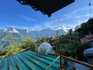 Wake UpIn Himalayas - Pelling - 2
