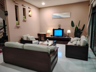 Natol Homestay - Sydney Batu Kawa MJC New Townships - Kampong Sandong - 9