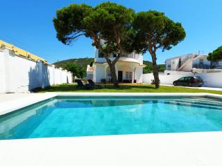 Sunny ocean view house walking distance from beach - Los Caños de Meca - 0