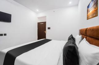 Super Hotel O Shivankar Paradise - Hasanganj - 1