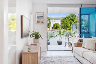 Azzure Haven - Resort-style Living by Bokarina Beach - 2