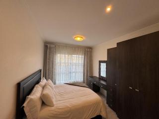 2BR-2BA - Rivonia Residence 2 - Johannesburg - 3