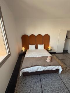 Spacious City-Center Stay - Rabat - 1
