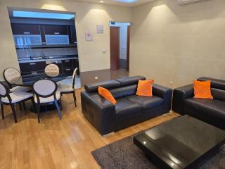 Royale Nook Apartment - 7