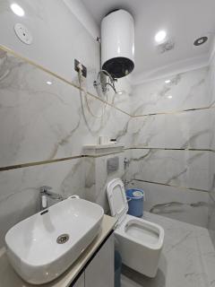 Homlee-Diamond 2BHK Lift-Parking-Max Vaishali - Ghaziabad - 5