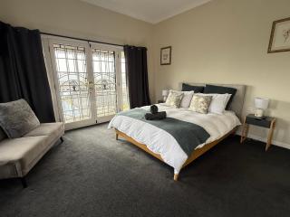 Historical home is a cosy stay located in central Bathurst - 5
