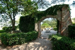 Historic Apartment In Medieval Village - 6