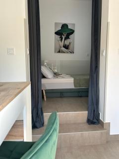 Apartment Studio Rosi 2, Peaceful Stay in Pula, Free Parking - 0