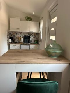 Apartment Studio Rosi 2, Peaceful Stay in Pula, Free Parking - 5