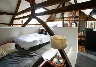 The Castle Loft - Pascal's Angels - Clemency - 2