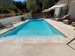 Chambre Studio Piscine Jacuzzi chez l habitant - 1