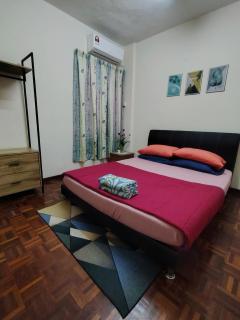 Bayu Biru 2 Bedroom Unit Pool View Balcony - Kampong Tanah Merah - 5