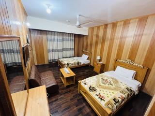 Blue Sky Hotel & Restaurant - Skardu - 4