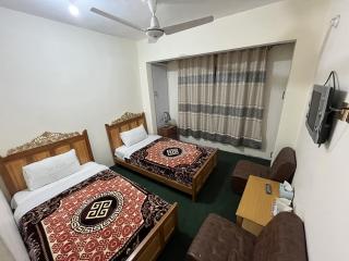 Blue Sky Hotel & Restaurant - Skardu - 3