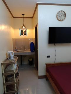 Jul'z Guest House - 8