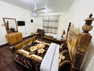 Blue Sky Hotel & Restaurant - Skardu - 9