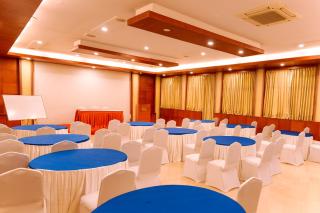 Bisque Magaji Orchid - Near Majestic City Railway Station - Bangalore - 2