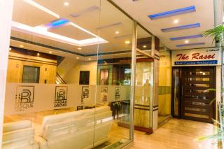 Bisque Magaji Orchid - Near Majestic City Railway Station - 6