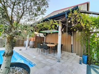 Au Vendangeoir Gîte de groupe piscine - Couvignon - 5