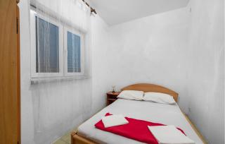 Amazing Home In Rogoznica With Wifi - Rogoznica - 2
