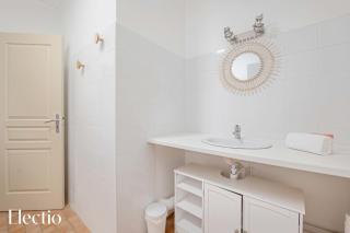 Maison Alena Lourmarin Main Square - 5