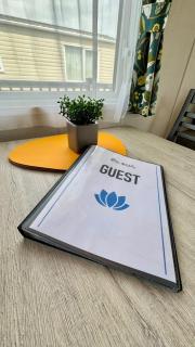 Pure Living -West Sands, Quiet Grassy retreat Seal Bay - Selsey - 3