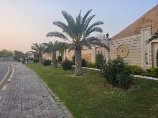 AH Resort - - 2