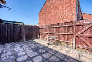 Cozy 3 bedroom house with free parking and near hospital - Walsgrave on Sowe - 5