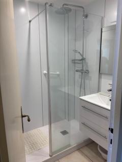 Apartment facing the large beach - 5