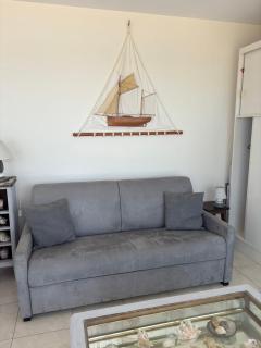 Apartment facing the large beach - 2