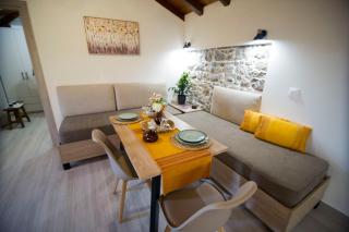 Agnanti Studios - Roussopoúlion - 2