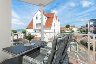 Strandhotel 18 - Laboe - 1