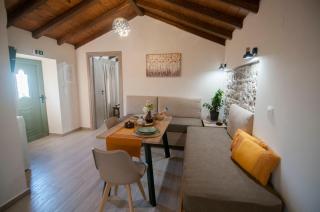 Agnanti Studios - Roussopoúlion - 4