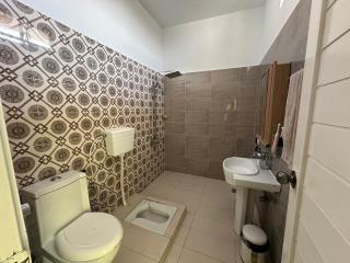Luxurious 5 Bedroom Mansion Upper Portion Near Gerry Visa Park Road Islamabad - Islamabad - 4