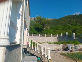 Shtepia e Bardhe - - 8